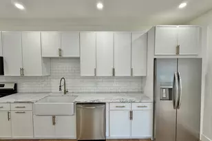 20 Broad St, Medway, MA 02053 - Photo 5