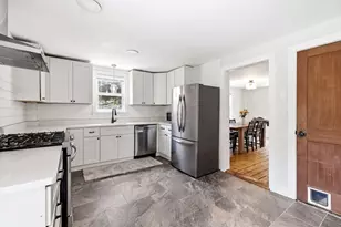 1270 West St, Amherst, MA 01002 - Photo 5