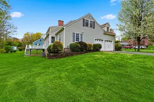 7 Brewster Rd, West Springfield, MA 01089 - Photo 7