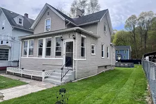 5 Vernon St, Holyoke, MA 01040 - Photo 1