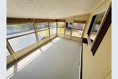 11 Lamplighter Ln, Springfield, MA 01119 - Photo 21
