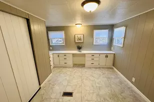 11 Lamplighter Ln, Springfield, MA 01119 - Photo 19