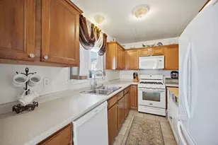 232 Reeves St, Fall River, MA 02721 - Photo 19