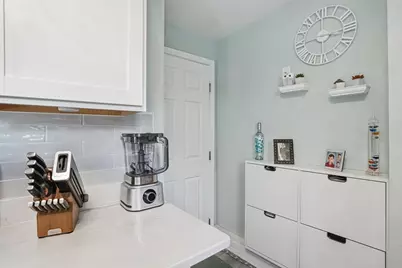 152 S Main Street, Uxbridge, MA 01569 - Photo 5