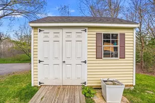 152 S Main St, Uxbridge, MA 01569 - Photo 33