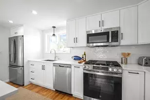 67 Montgomery Rd, Swansea, MA 02777 - Photo 7