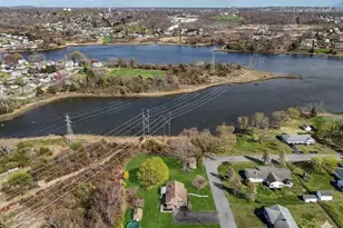 67 Montgomery Rd, Swansea, MA 02777 - Photo 31