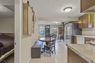 10 3rd Ave, Wareham, MA 02571 - Photo 7