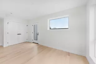 595 Broadway, Somerville, MA 02145 - Photo 9