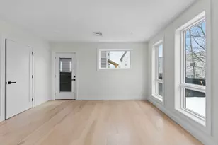595 Broadway, Somerville, MA 02145 - Photo 11