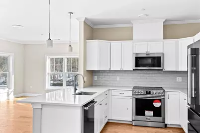 485 Blue Hills Parkway #21, Milton, MA 02186 - Photo 7