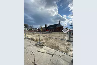 817 Main St, Worcester, MA 01610 - Photo 3