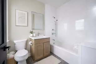 21 Tanglewood Rd, Boston, MA 02124 - Photo 13