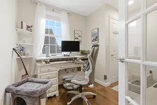 245 W Fifth St, Boston, MA 02127 - Photo 17