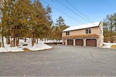 70-R Milk St, Blackstone, MA 01504 - Photo 7