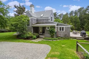 35 Nat's Farm Ln, West Tisbury, MA 02575 - Photo 5