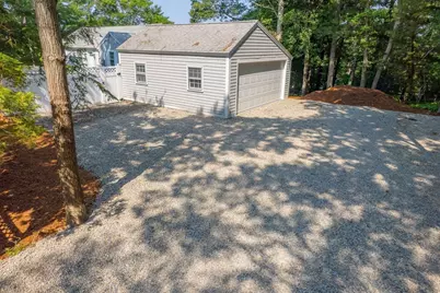 162 Main St, Barnstable, MA 02655 - Photo 3