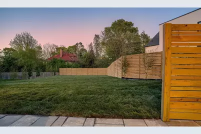15 Algonquin Rd #2, Newton, MA 02467 - Photo 29