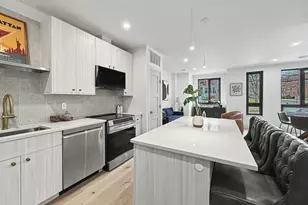 34 Oak St, Boston, MA 02136 - Photo 19