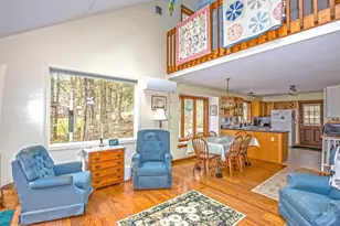 32 Woodchuck Hollow, Tolland, MA 01034 - Photo 17