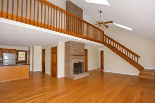 32 Woodchuck Hollow, Tolland, MA 01034 - Photo 9