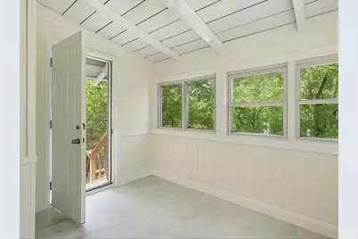 35 Oak Ave, Worcester, MA 01605 - Photo 31