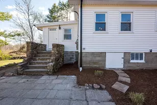 28 Indian Neck Rd, Wareham, MA 02571 - Photo 7