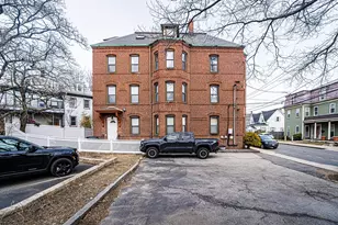 86 Walnut St, Boston, MA 02122 - Photo 15
