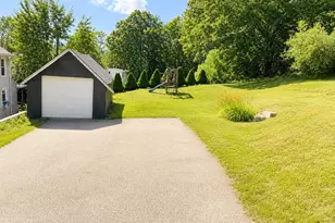 92-94 Sargent St, Leicester, MA 01611 - Photo 25