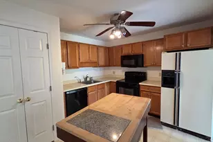 204 Treasure Island Rd, Webster, MA 01570 - Photo 5