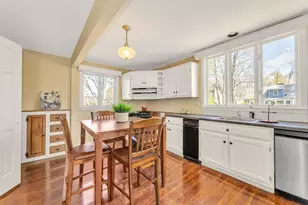 86 Milton Ave, Boston, MA 02136 - Photo 7