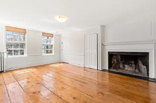 31 Mugford St, Marblehead, MA 01945 - Photo 9