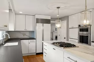 100 Albion Rd, Wellesley, MA 02481 - Photo 11