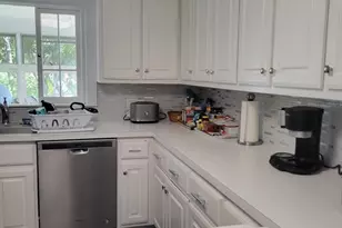 89 Stanley Rd, Newton, MA 02468 - Photo 3