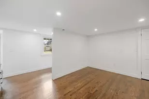 9 Glen Ave, Burlington, MA 01803 - Photo 3