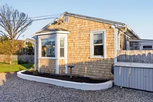 887 Commercial St, Provincetown, MA 02657 - Photo 7