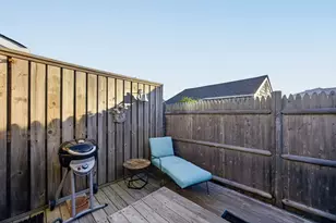 887 Commercial St, Provincetown, MA 02657 - Photo 9
