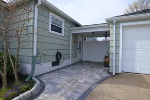 108 Caswell St, New Bedford, MA 02745 - Photo 5