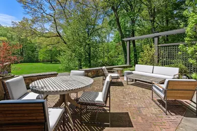 280 Warren St, Brookline, MA 02445 - Photo 31