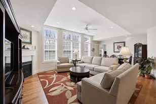 27 Lodge Ln, Wilbraham, MA 01095 - Photo 9