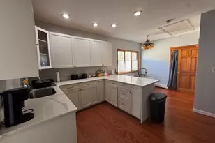 19 Pearl Ave, Winthrop, MA 02152 - Photo 3