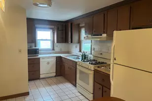18 Kingsland Rd, Boston, MA 02132 - Photo 5