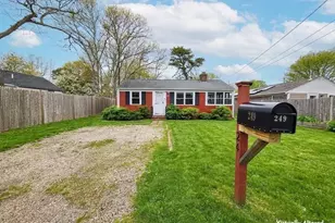 249 Winslow Gray Rd, Yarmouth, MA 02673 - Photo 3