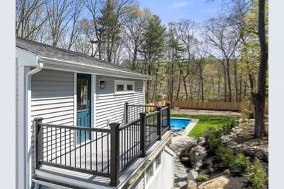 30 Oakridge Ave, Natick, MA 01760 - Photo 15