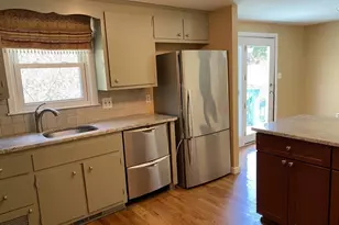 138 Forest St, Needham, MA 02492 - Photo 3