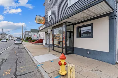 472 Waterman Ave, East Providence, RI 02914 - Photo 5