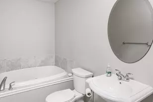 61 Hillview Ln, Northbridge, MA 01588 - Photo 15