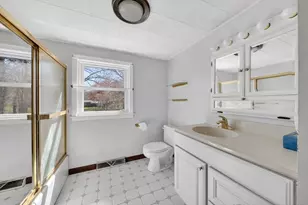 51 Holly Ln, Westport, MA 02790 - Photo 9