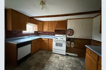 137 Southbridge Street, Charlton, MA 01507 - Photo 37