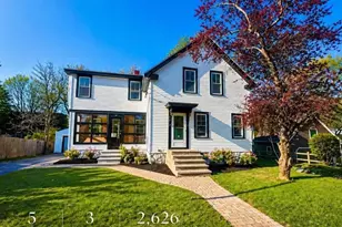 2 Everett St, Maynard, MA 01754 - Photo 1